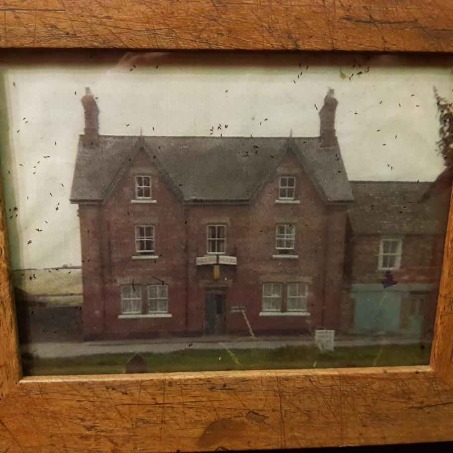 The Blue Bell Inn Weaverthorpe Exterior photo
